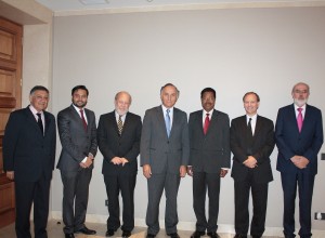 Rector y Embajador India (2)