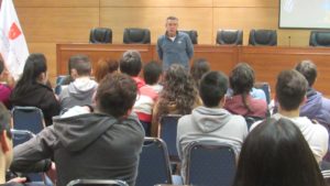 Charla natacion P en Educacion Fisica 3