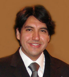 Dr. Cristian Amador