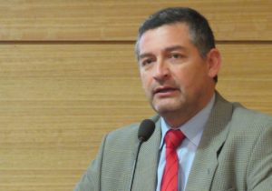 Santiago Investidura P E Fisica