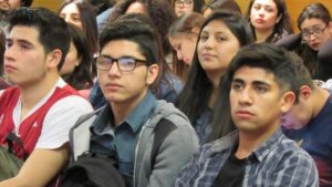 santiago-premiacion-fac-administracion-y-negocios