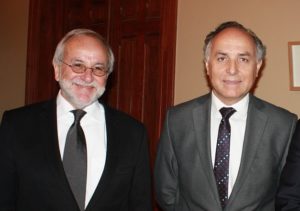 Dr Ribera presenta libro Derecho Internacional