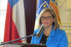Santiago premiacion directora Enfermeria