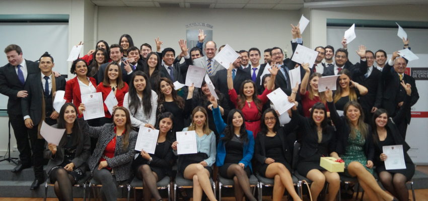 50 futuros abogados egresan de la Universidad Autónoma en Temuco