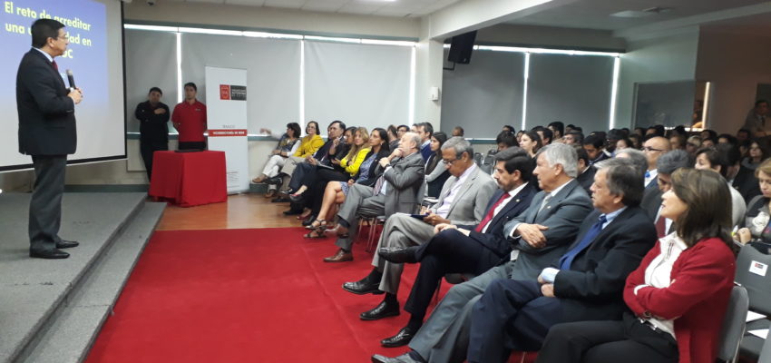U. Autónoma de Chile avanza hacia la acreditación internacional