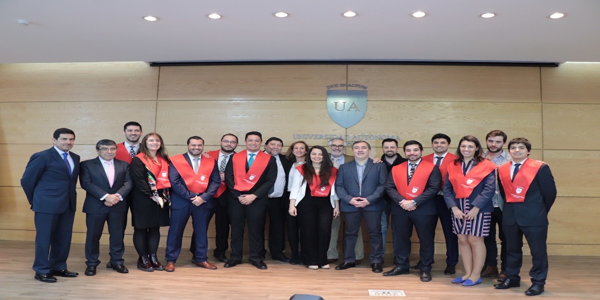 Con gran orgullo la U. Autónoma titula a nuevos especialistas odontológicos