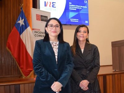 Directora Nacional del INE se reunió con estudiantes de la Facultad de Administración y Negocios