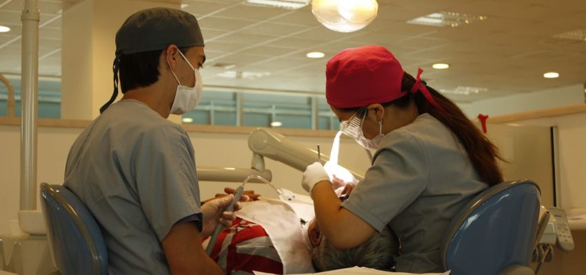Programa de Especialidades Odontológicas de la U. Autónoma inició su año académico 2017