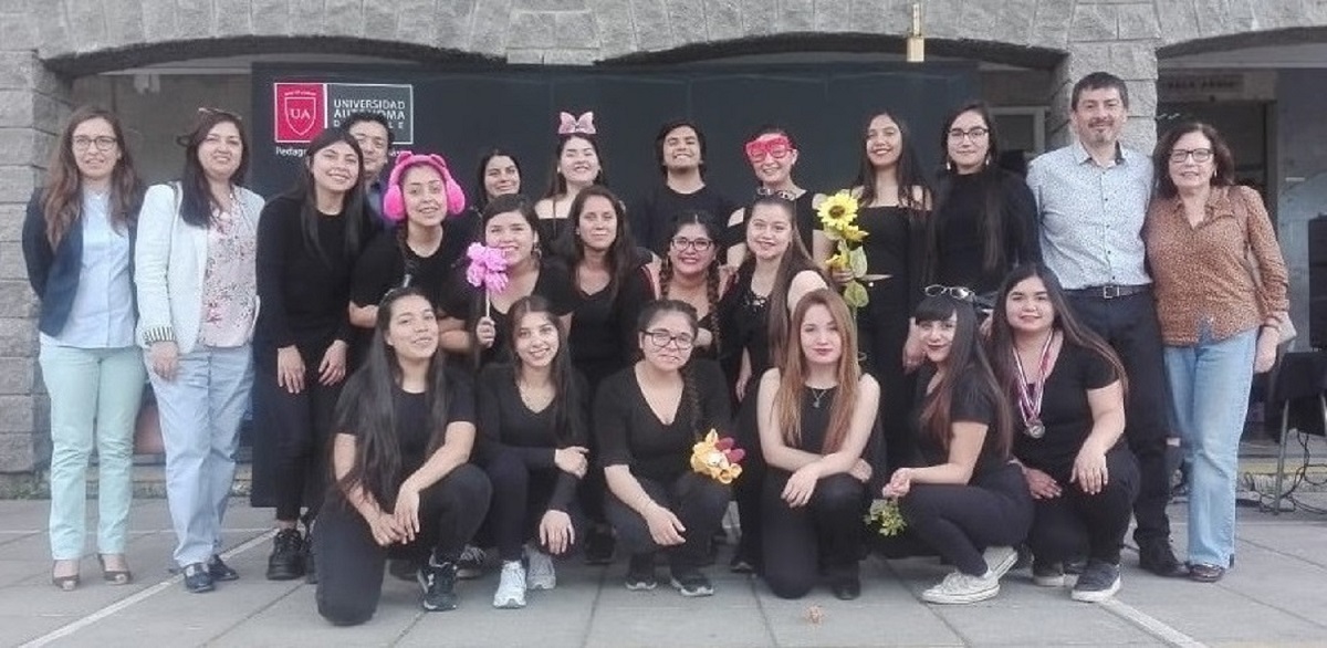 Más de 300 escolares participaron de proyecto Cuenta Cuentos de la Facultad de Educación UA