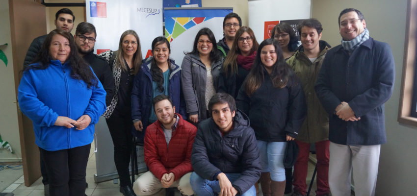 Microempresarios de San Ramón reciben asesoría de alumnos de la UA