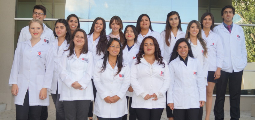 Impecable ceremonia de investidura de futuros profesores de inglés