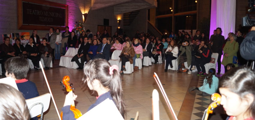 “La gran mater, el arte de ser madre” llegó al Teatro Municipal de Temuco