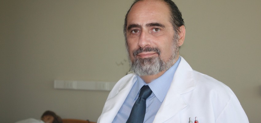 Director de la carrera de Medicina en Santiago aborda los desafíos de su gestión