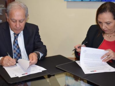 U. Autónoma formará más médicos especialistas para la Región del Maule en Hospital de Curicó