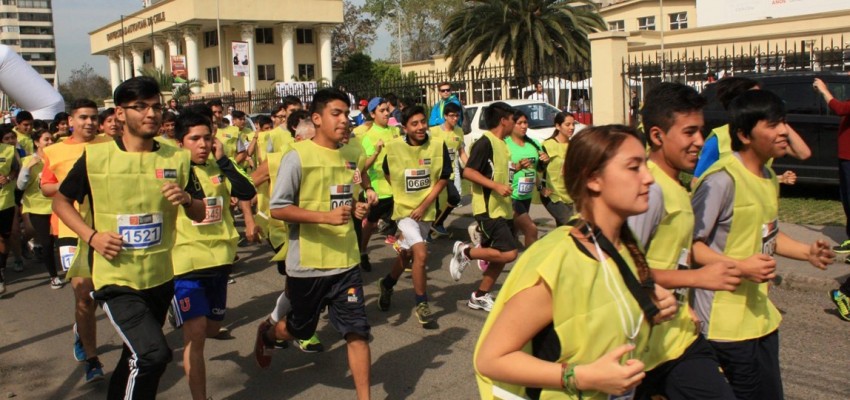Más de dos mil escolares participaron en la corrida 5K y 10K