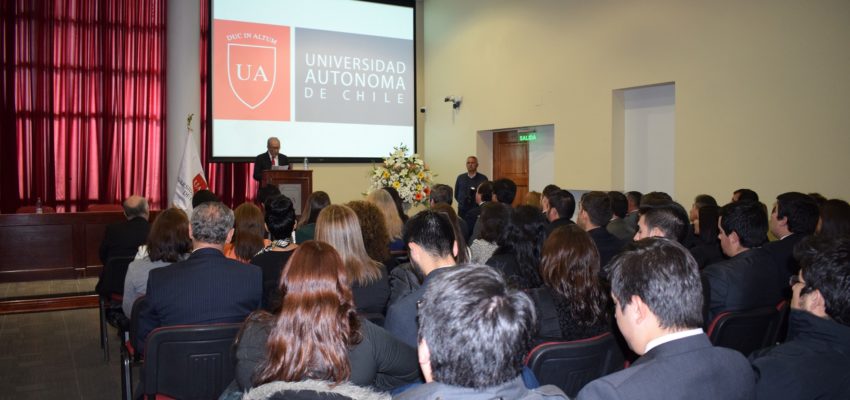 Reflexión sobre cómo recuperar la confianza en las instituciones inauguró Año Académico de la U. Autónoma en Talca