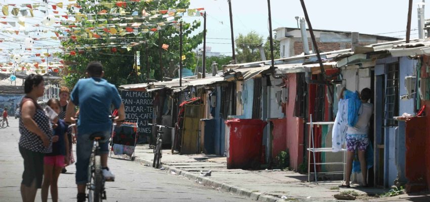 Primer Seminario Workshop ICHEM analizará derechos de comunidades organizadas en barrios vulnerables