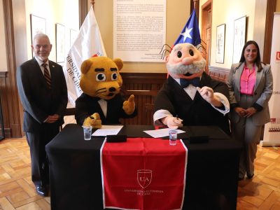 Universidad Autónoma de Chile renovó convenio con Farmacias del Dr. Simi Chile