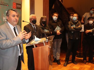 Universidad Autónoma de Chile inauguró la exposición “Autorretrato, mi arte soy yo”