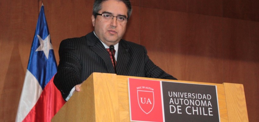 Presidente del Tribunal Constitucional analizó las funciones y legitimidad de esa magistratura