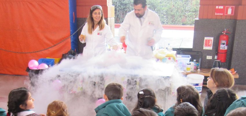 Investigadores de la U. Autónoma llevan a colegios su programa “Ciencia para niños”