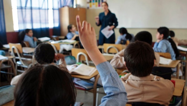 Expertos identifican patrones de mediación docente más efectivos en establecimientos municipalizados