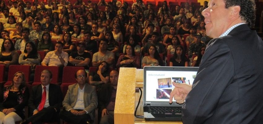 Tres mil nuevos estudiantes de la U. Autónoma iniciaron año académico con jornadas de Inducción