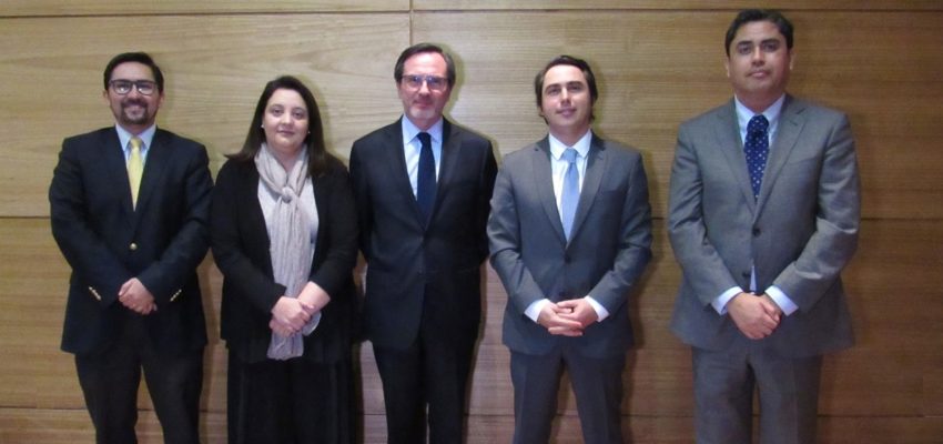 Ministro de Tribunal Constitucional inauguró Año Académico de Facultad de Derecho