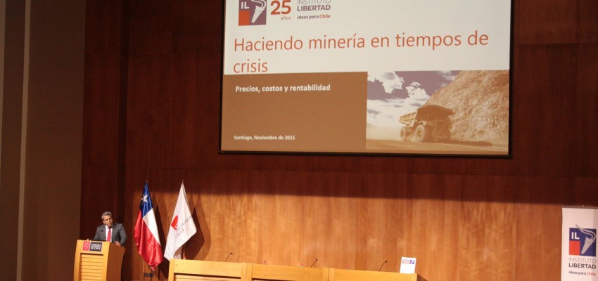 Seminario analizó inversiones mineras en tiempos de crisis