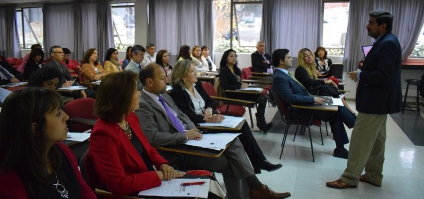 U. Autónoma realiza capacitación a equipos de gestión en evaluación del aprendizaje