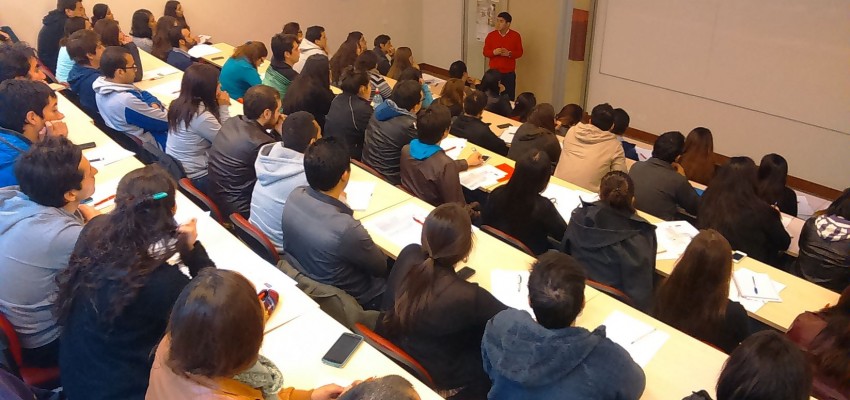 Miles de estudiantes de primer año inician esta semana sus actividades académicas con Jornadas de Inducción