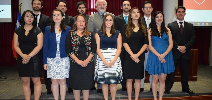 U. Autónoma de Chile tituló tercera generación de médicos en Talca