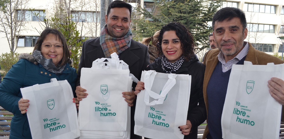 Universidad Autónoma se convierte en la primera casa de estudios libre de humo en la Región del Maule