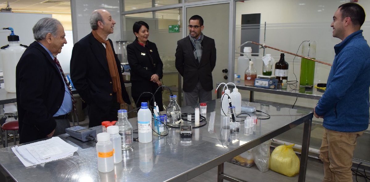Nuevo rector de la Universidad Autónoma de Chile realiza visita a la sede Talca
