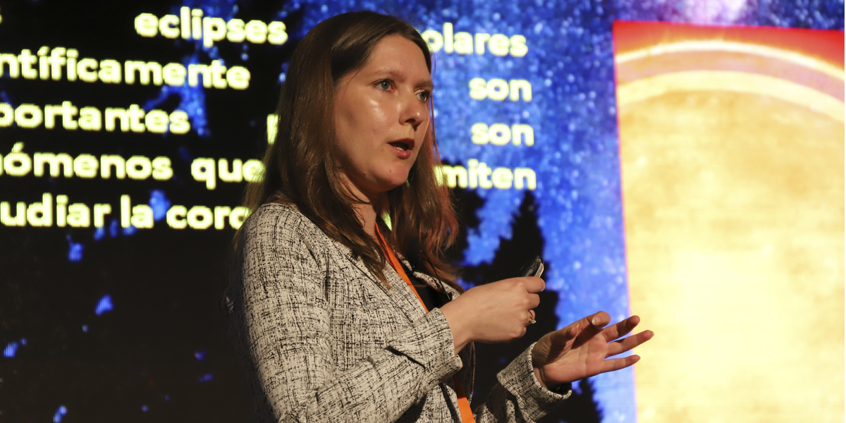 Astrofísica Angie Barr: "Invito a la comunidad a vivir la experiencia del eclipse de forma personal y en familia"
