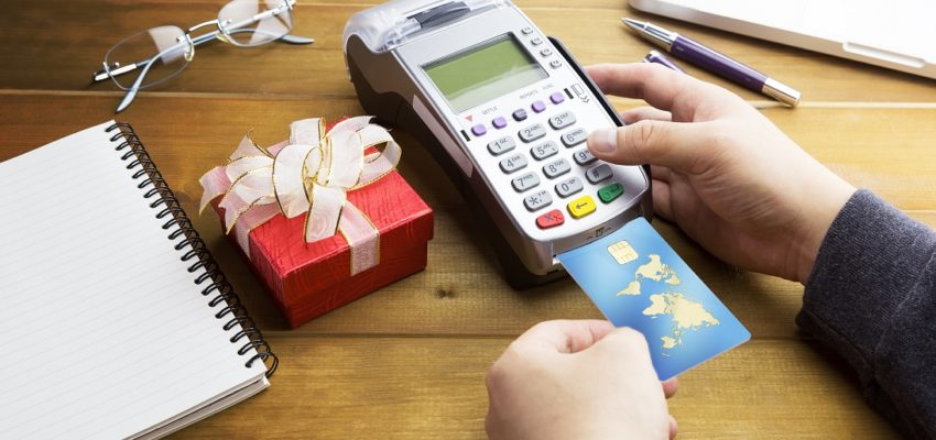 Economista e investigador de la U. Autónoma aconseja como enfrentar los fuertes gastos del mes de diciembre