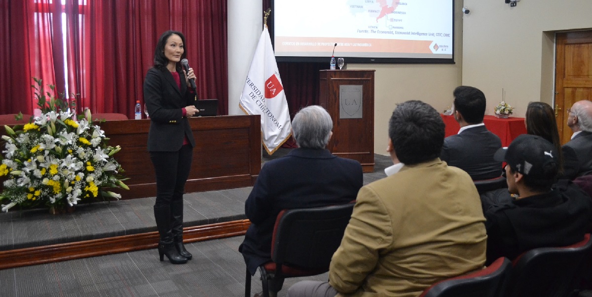 Conferencia dictada en la U. Autónoma muestra los desafíos de la relación comercial y cultural con China