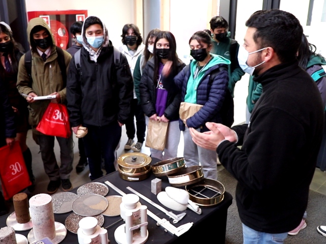 Estudiantes de liceos TP participaron en jornada vocacional enfocada en la industria de la construcción