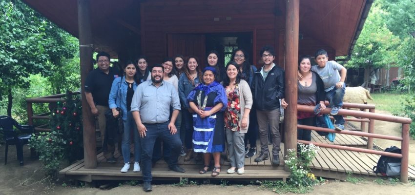 Alumnos de la Autónoma conocen viviendas con pertinencia cultural