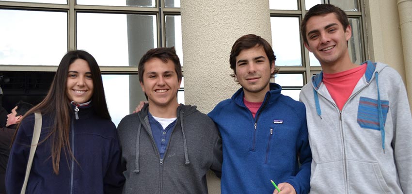 Cerca de mil estudiantes Maulinos rindieron el segundo ensayo PSU realizado gratuitamente por U. Autónoma de Chile en Talca