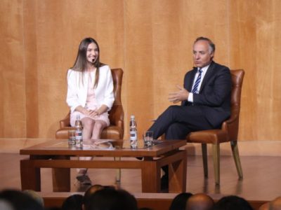 Fabiana Rosales lideró conversatorio sobre la realidad que vive Venezuela
