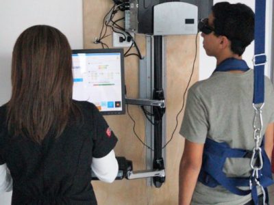 Fonoaudiología instala tecnología de punta para tratamiento de vértigo