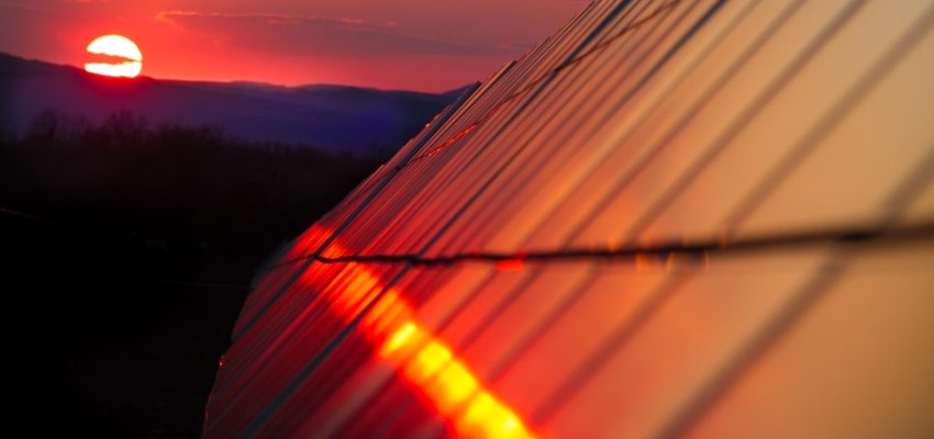 Investigadora busca mejorar eficiencia en nueva generación de celdas solares