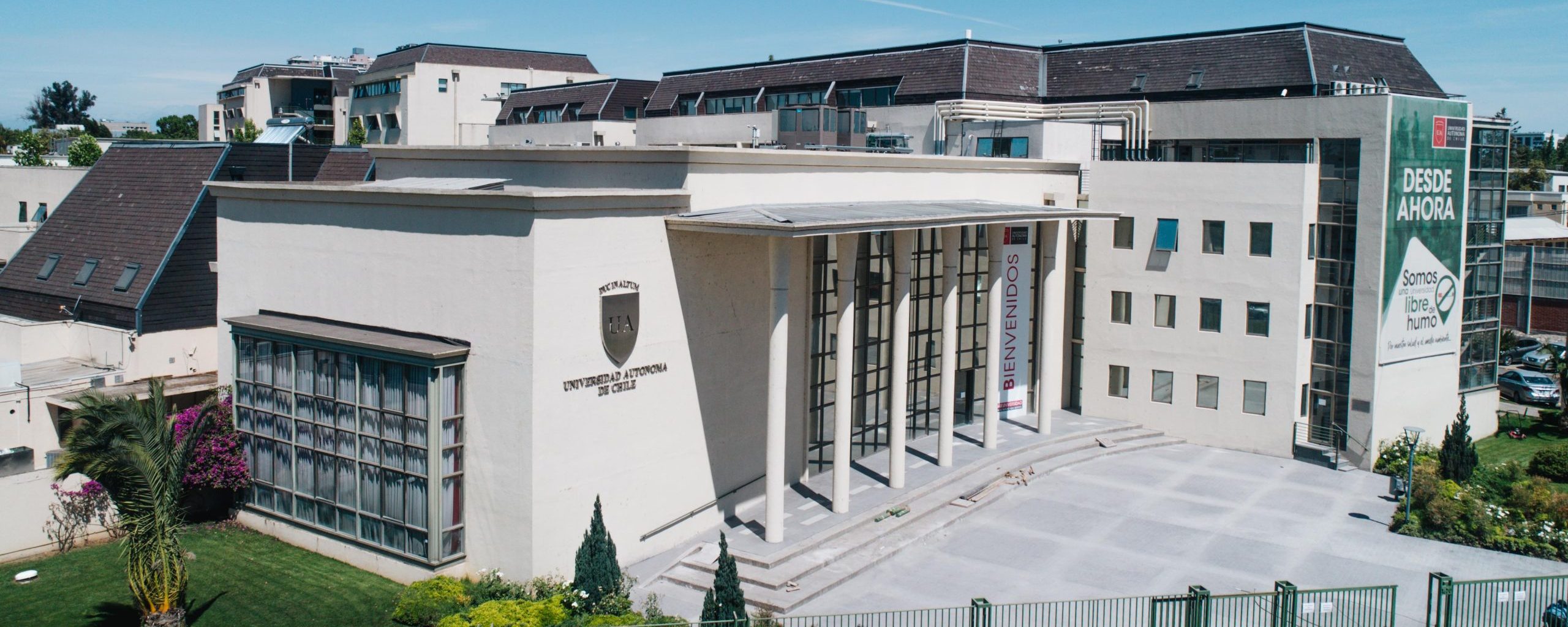 Fachada de la Universidad sede Talca