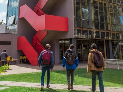 Así ven a la Autónoma dentro y fuera de Chile