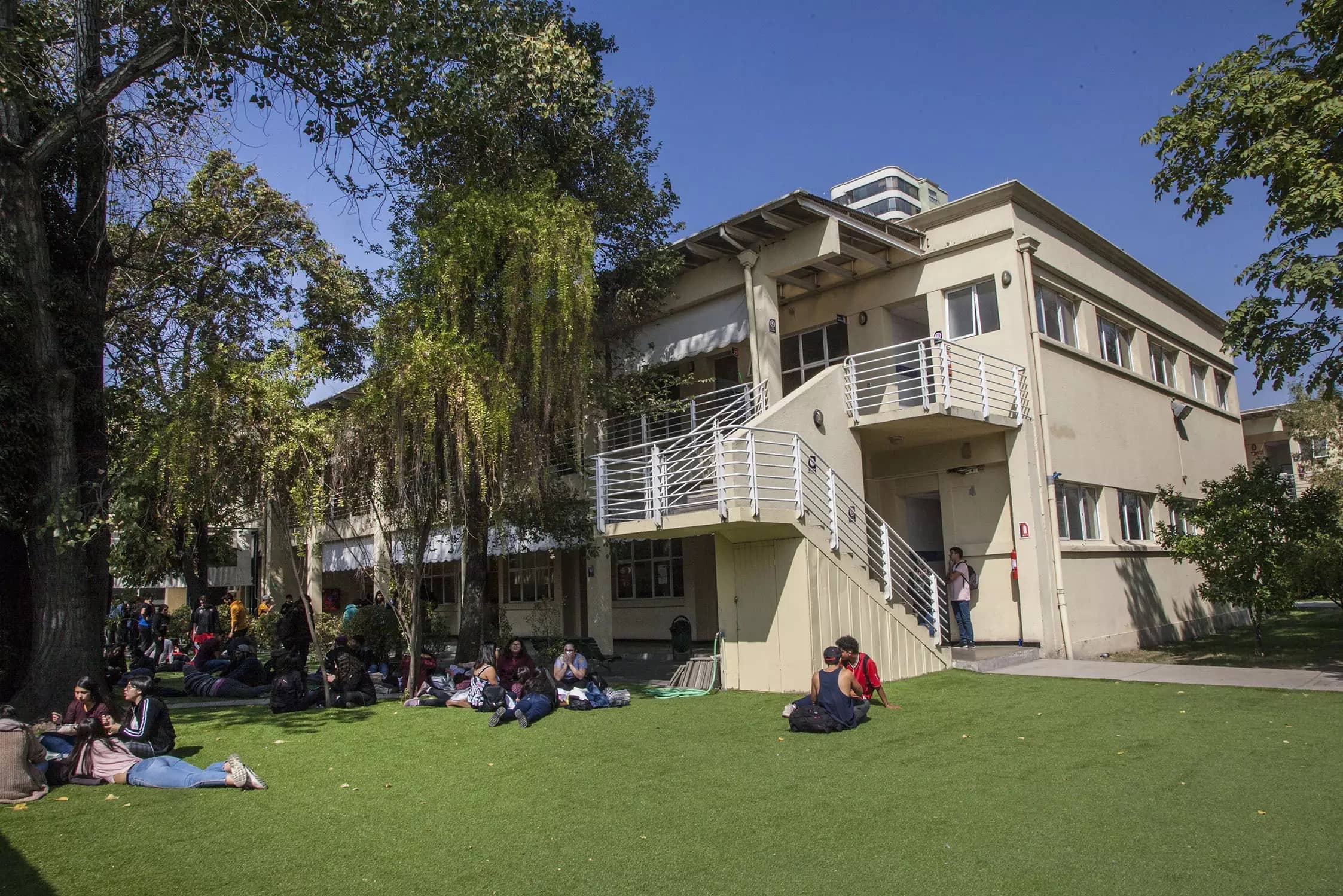 universidad autonoma sede santiago llano zonas verdes