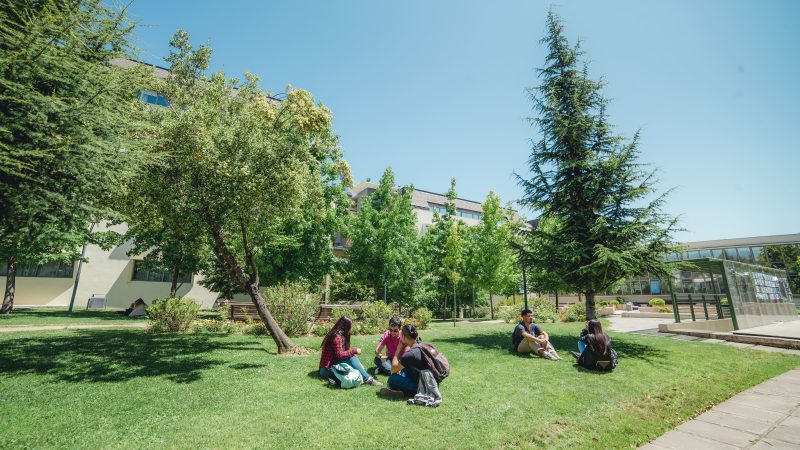 Universidad Autónoma de Chile destaca en ranking internacional de sostenibilidad UI GreenMetric 2025