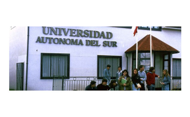 universidad historia fundacion