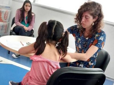 Carrera de Terapia Ocupacional lanzó Proyecto de Aplicación de Test de detección de Autismo