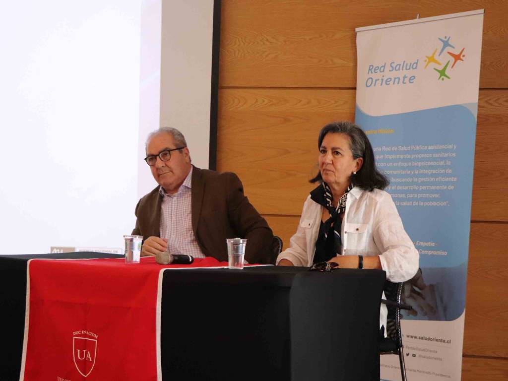 Decano Luis Castillo y Dra. May Chomalí